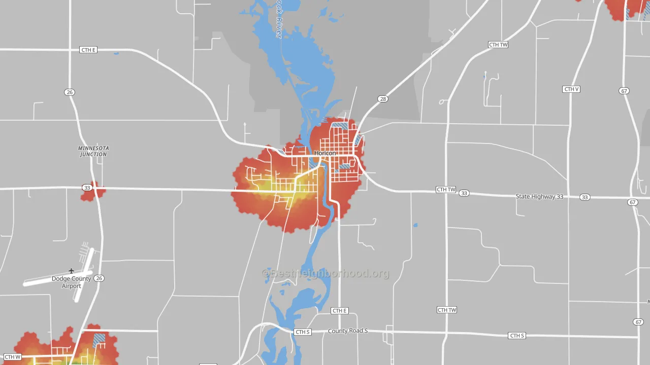 Walk Grade map of 53032, WI, walkable areas in green and car-dependent areas in red