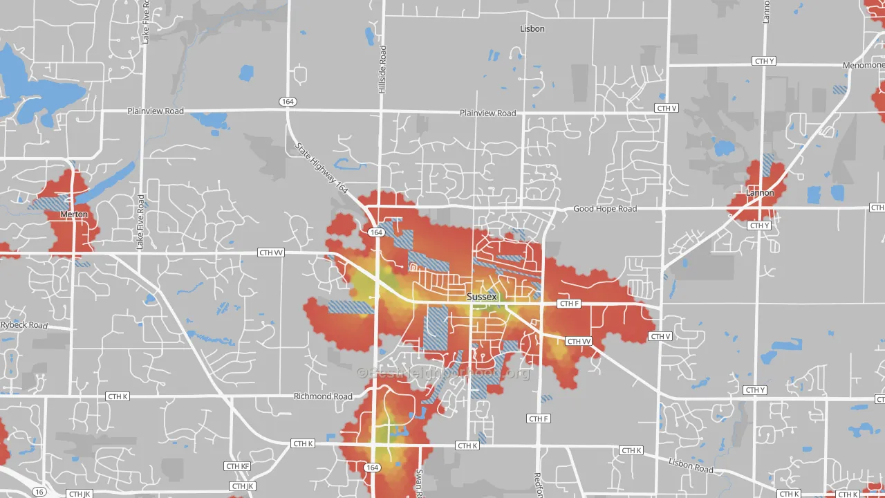 Walk Grade map of 53089, WI, walkable areas in green and car-dependent areas in red