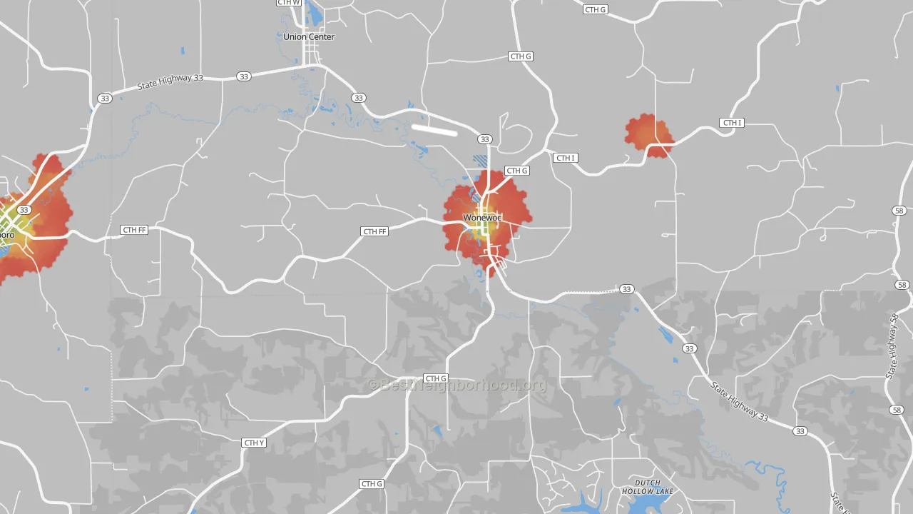 Walk Grade map of 53968, WI, walkable areas in green and car-dependent areas in red