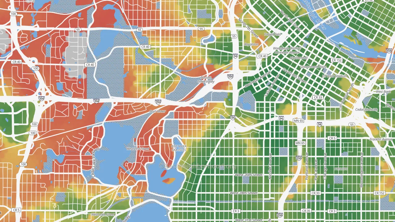 Walk Grade map of 55405, MN, walkable areas in green and car-dependent areas in red