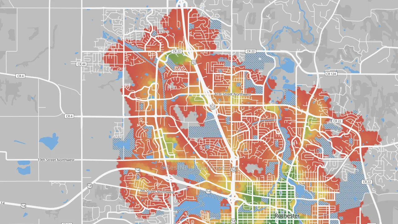 Walk Grade map of 55901, MN, walkable areas in green and car-dependent areas in red