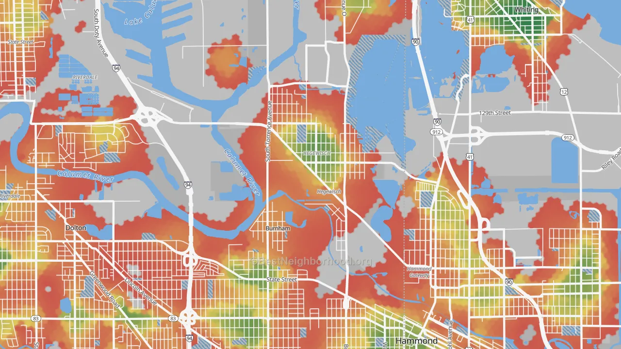 Walk Grade map of 60633, IL, walkable areas in green and car-dependent areas in red