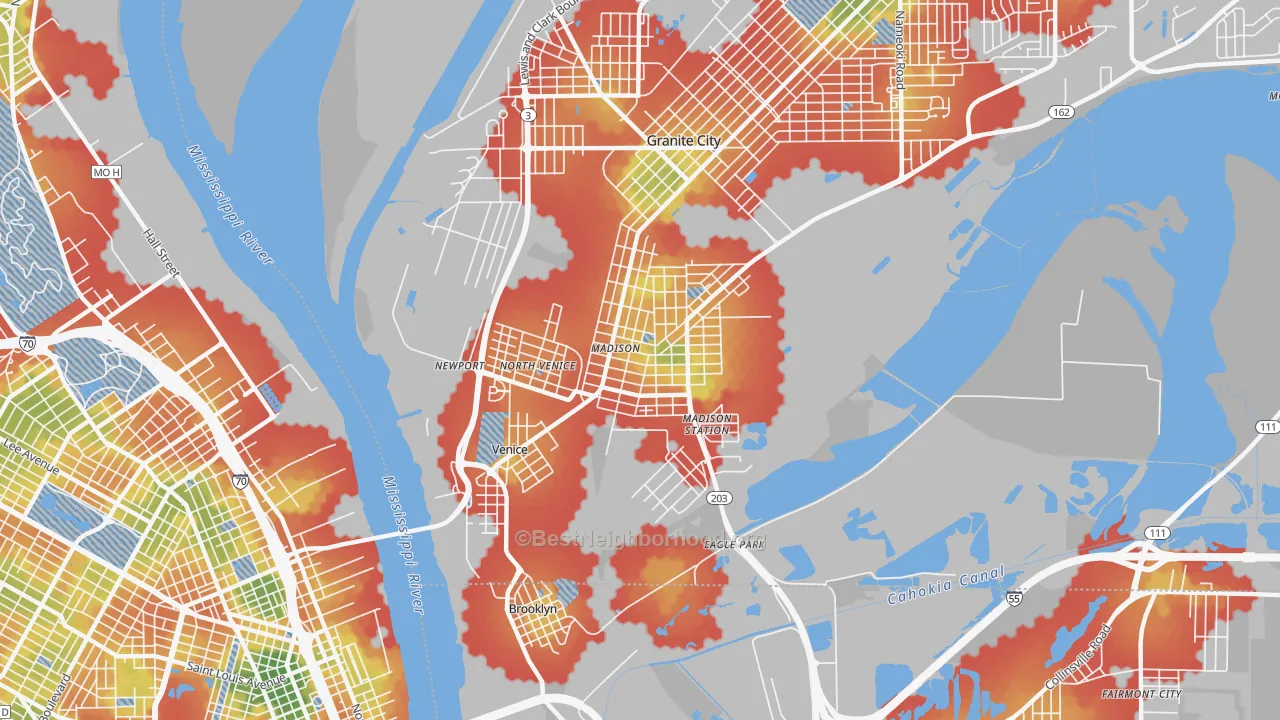 Walk Grade map of 62060, IL, walkable areas in green and car-dependent areas in red