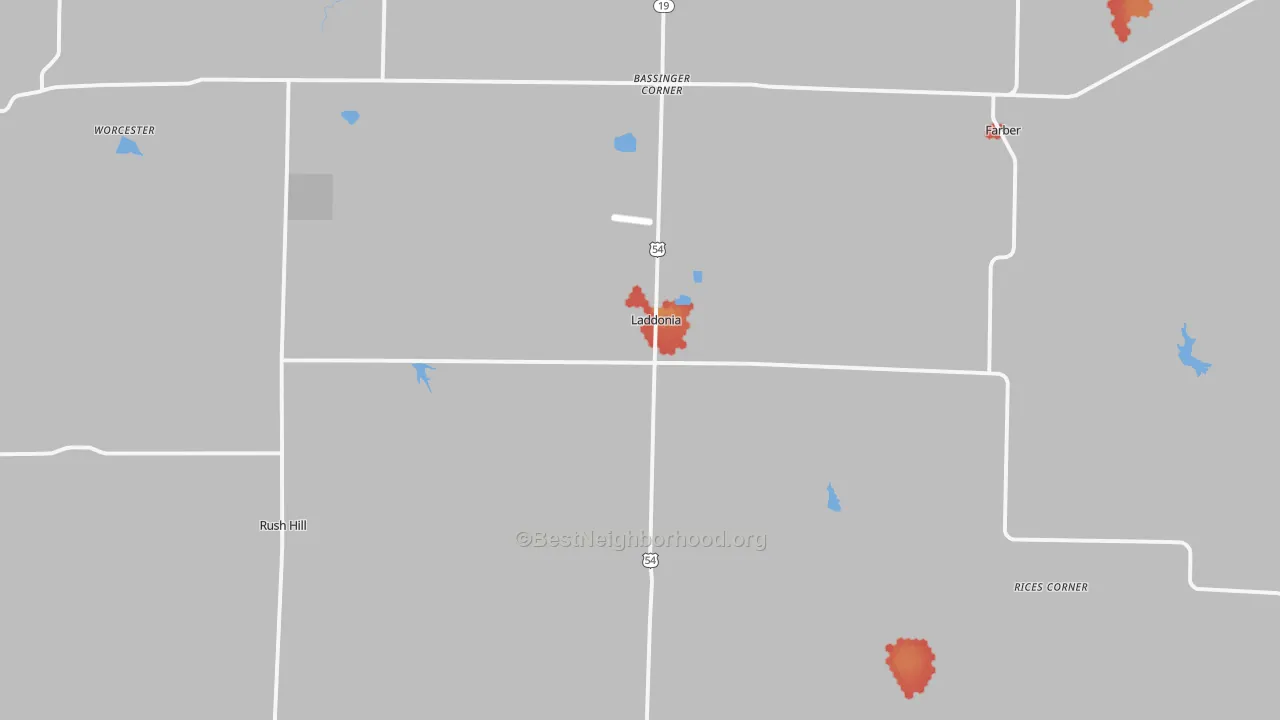 Walk Grade map of 63352, MO, walkable areas in green and car-dependent areas in red