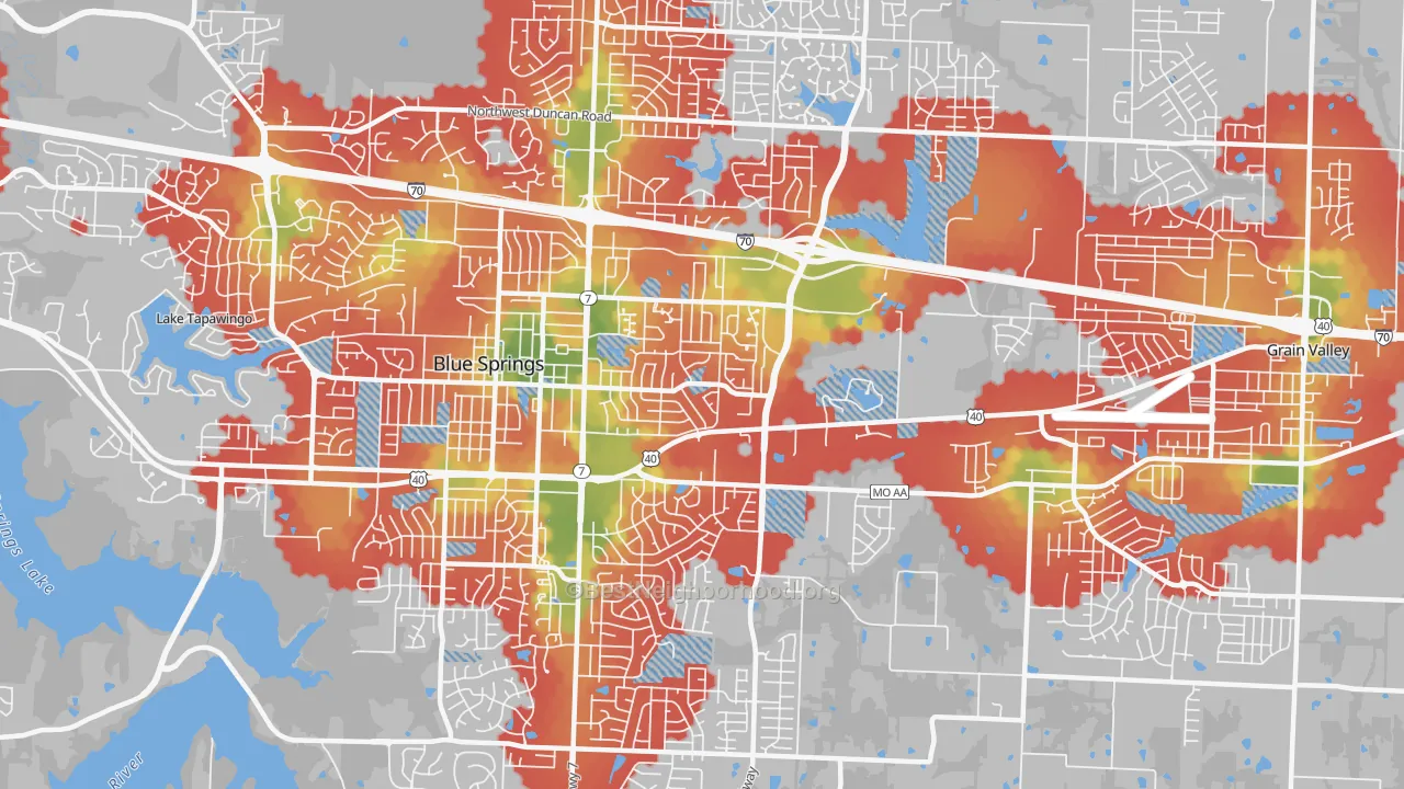 Walk Grade map of 64014, MO, walkable areas in green and car-dependent areas in red