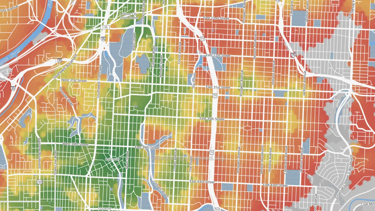 Walk Grade map of 64109, MO, walkable areas in green and car-dependent areas in red