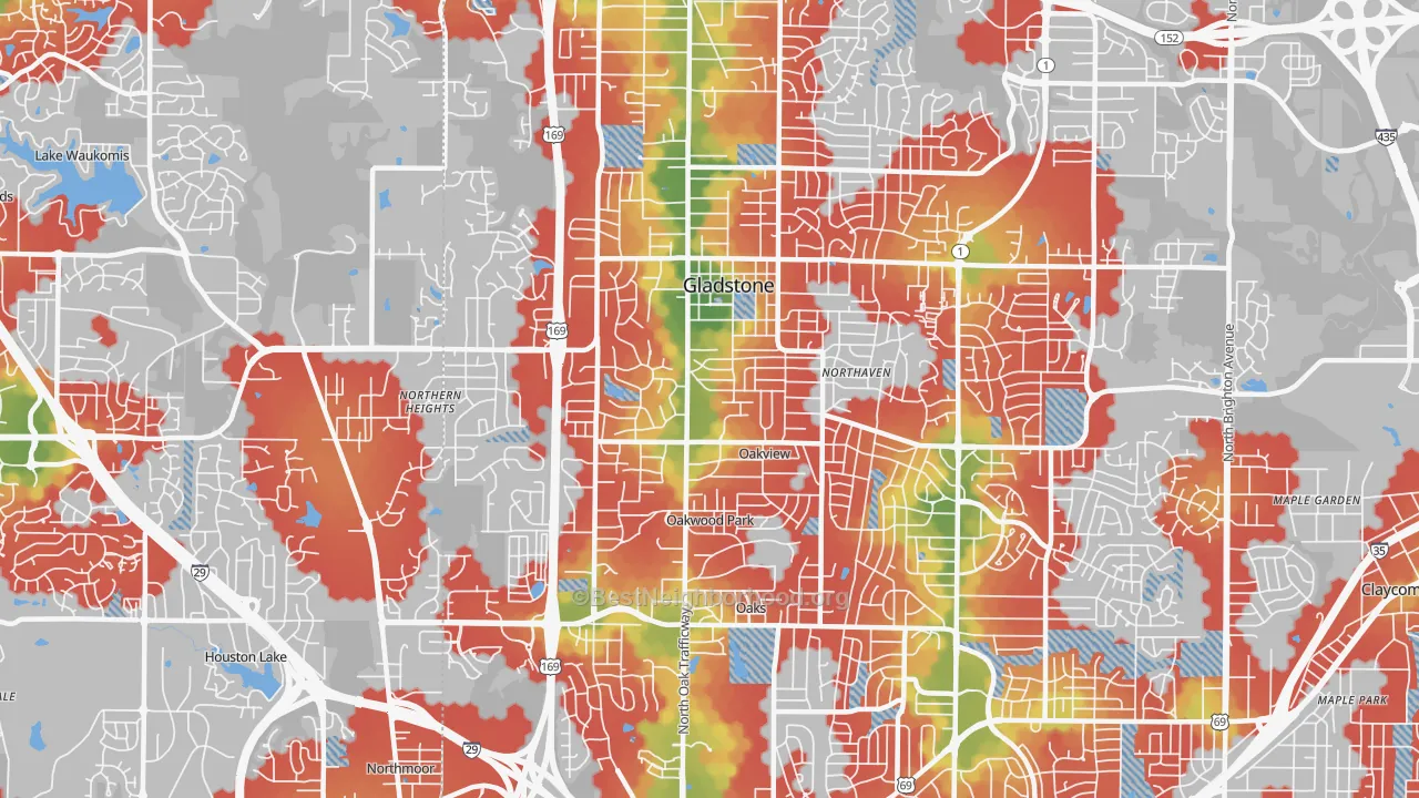 Walk Grade map of 64118, MO, walkable areas in green and car-dependent areas in red