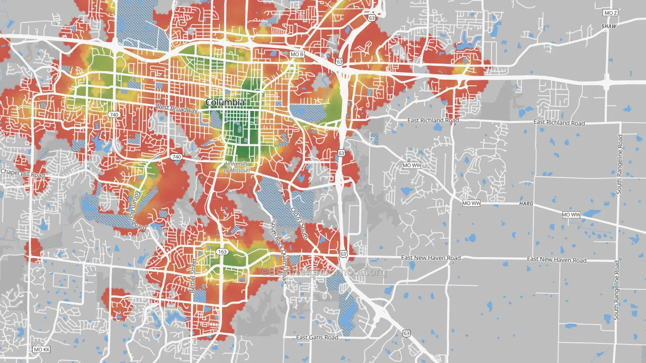 Walk Grade map of 65201, MO, walkable areas in green and car-dependent areas in red