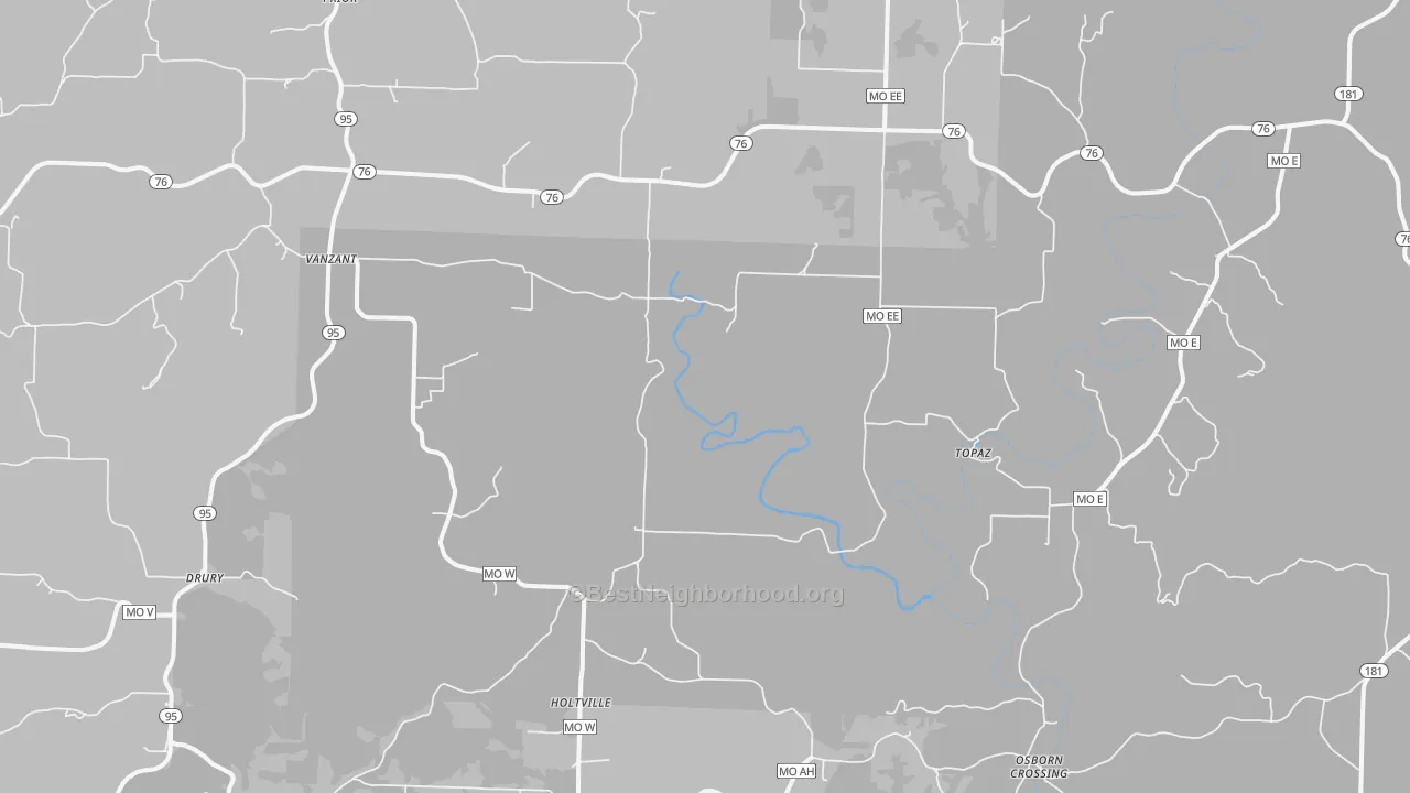 Walk Grade map of 65768, MO, walkable areas in green and car-dependent areas in red