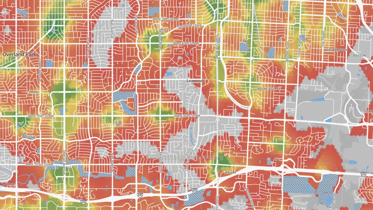 Walk Grade map of 66206, KS, walkable areas in green and car-dependent areas in red