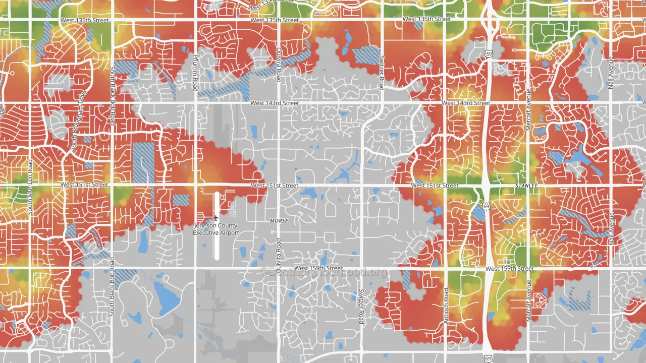 Walk Grade map of 66221, KS, walkable areas in green and car-dependent areas in red