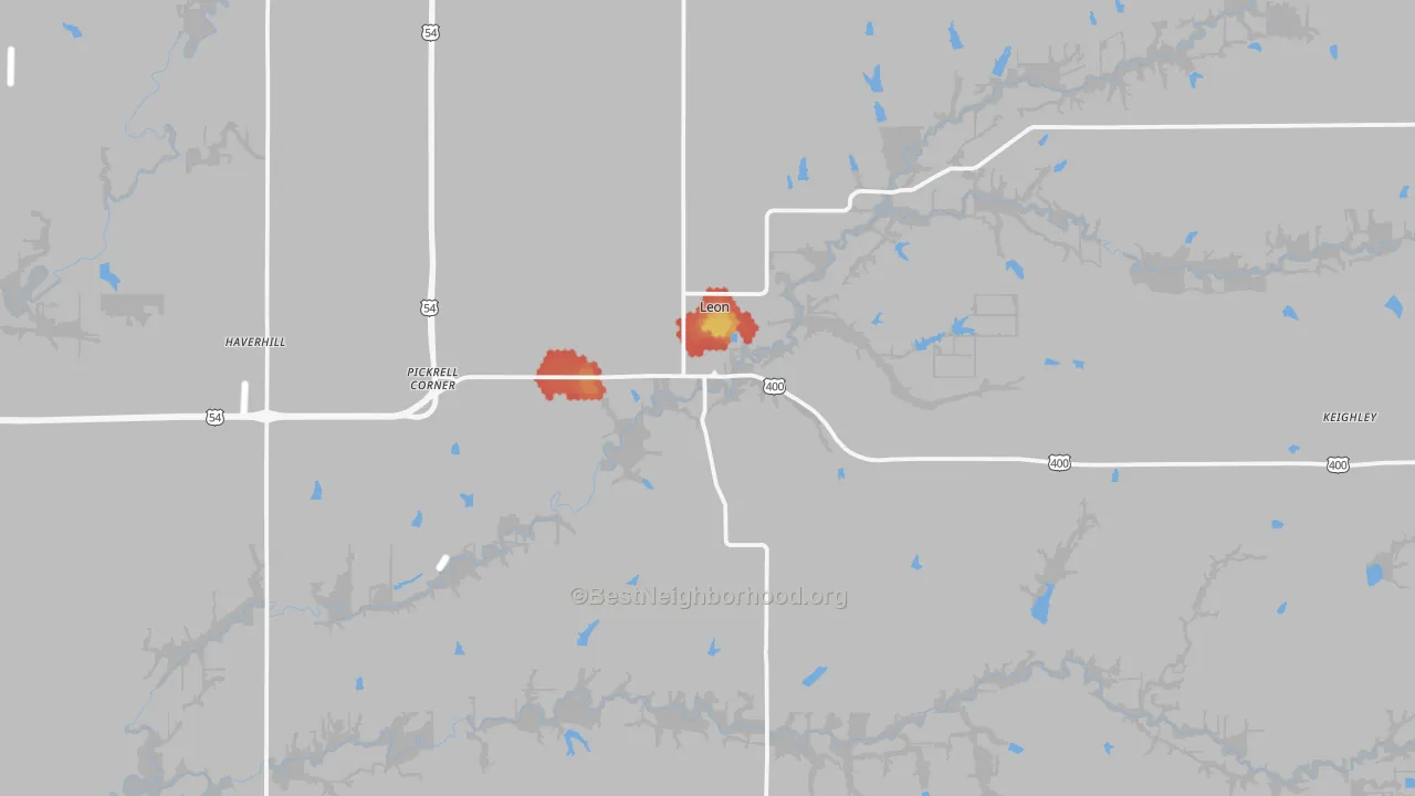 Walk Grade map of 67074, KS, walkable areas in green and car-dependent areas in red