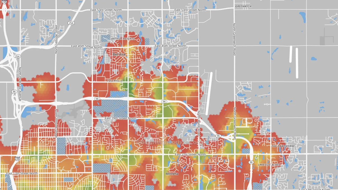 Walk Grade map of 67226, KS, walkable areas in green and car-dependent areas in red