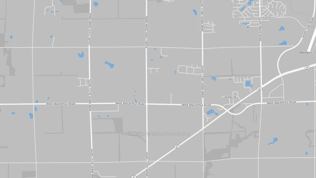 Walk Grade map of 67227, KS, walkable areas in green and car-dependent areas in red