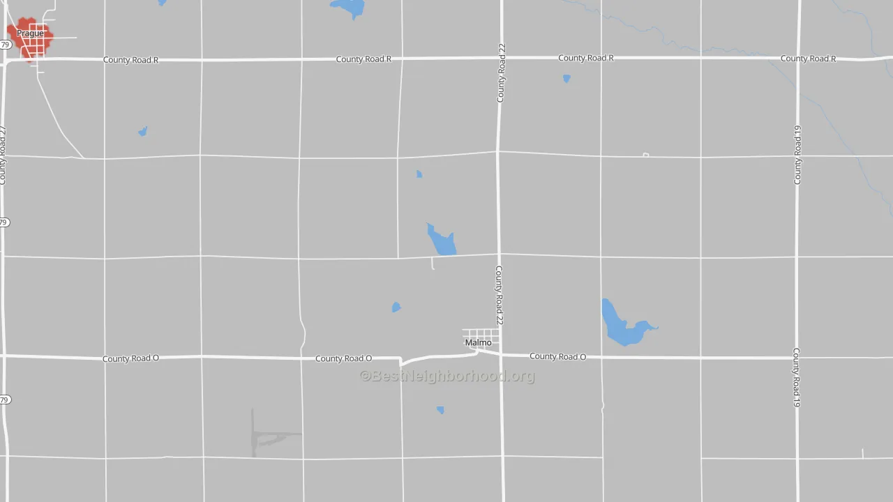 Walk Grade map of 68040, NE, walkable areas in green and car-dependent areas in red
