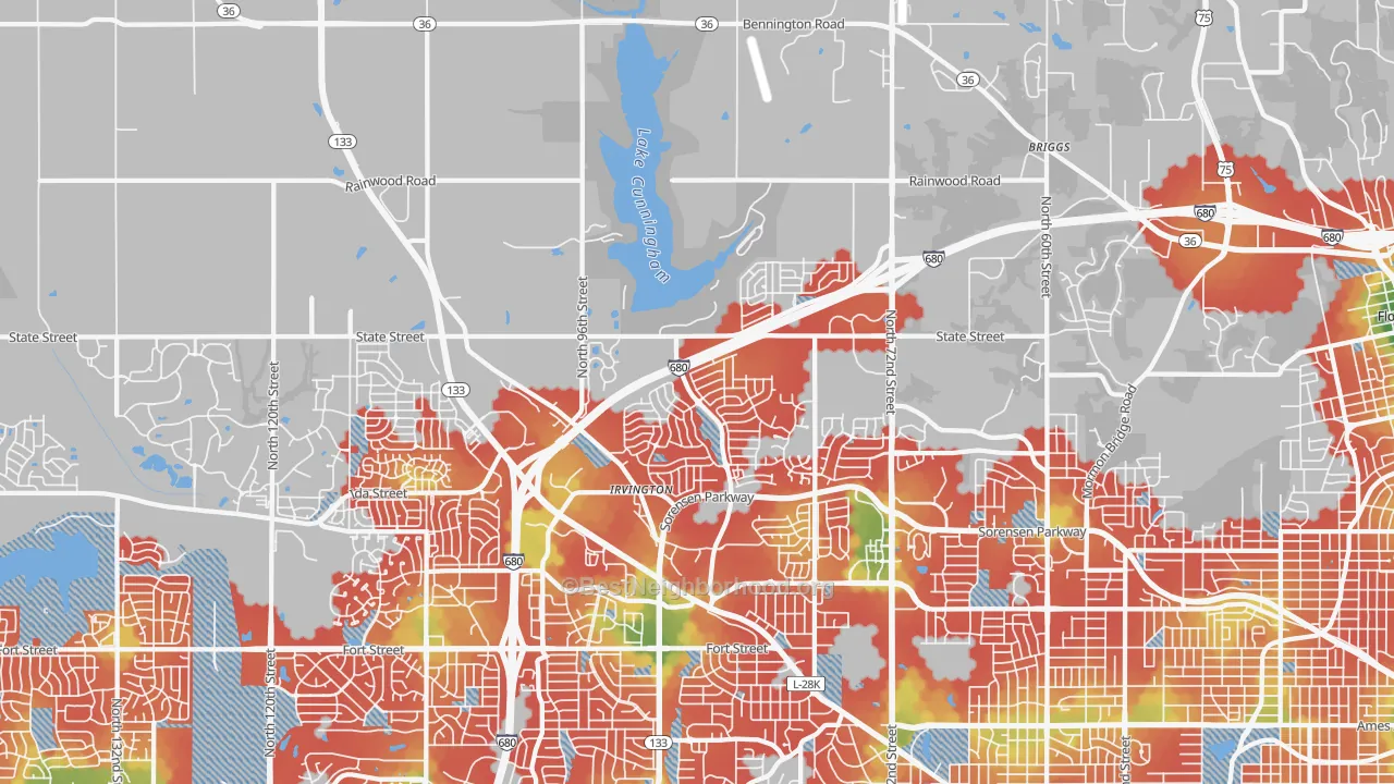 Walk Grade map of 68122, NE, walkable areas in green and car-dependent areas in red