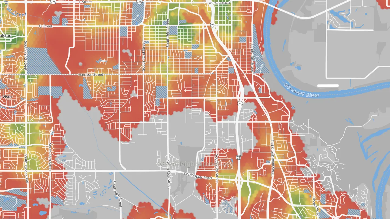 Walk Grade map of 68147, NE, walkable areas in green and car-dependent areas in red