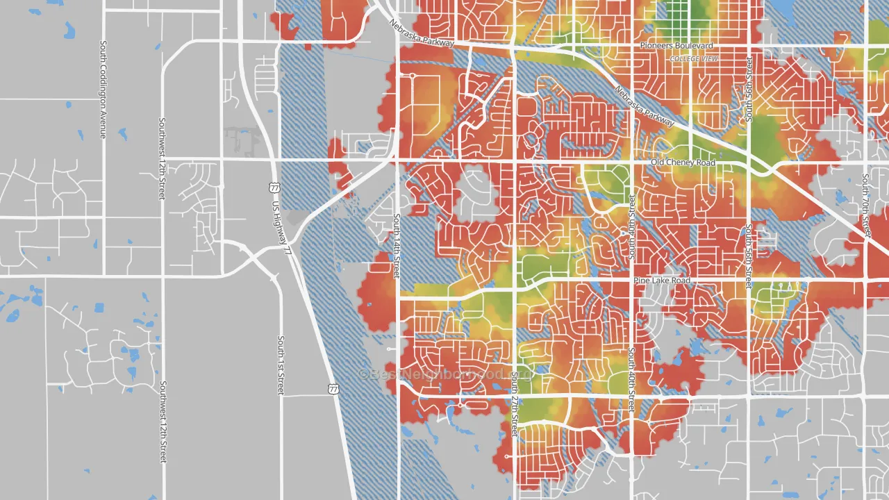 Walk Grade map of 68512, NE, walkable areas in green and car-dependent areas in red