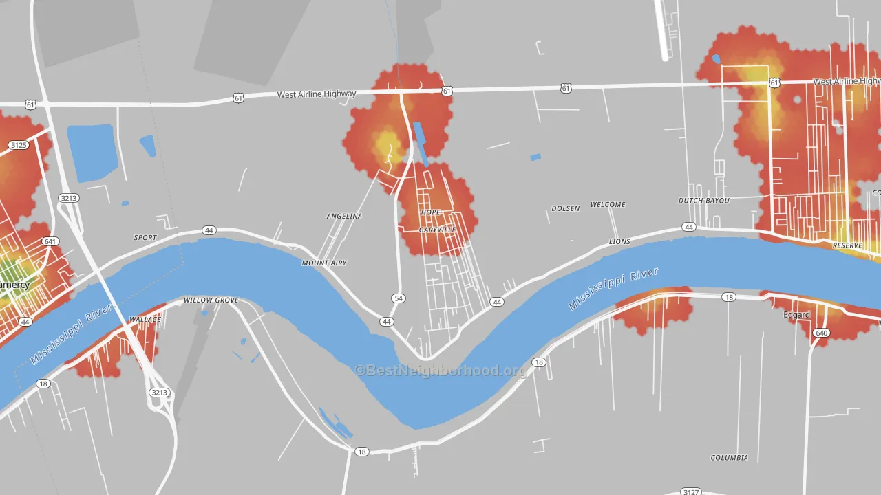 Walk Grade map of 70051, LA, walkable areas in green and car-dependent areas in red