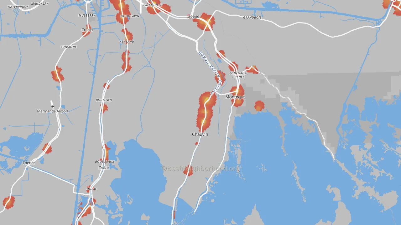 Walk Grade map of 70344, LA, walkable areas in green and car-dependent areas in red