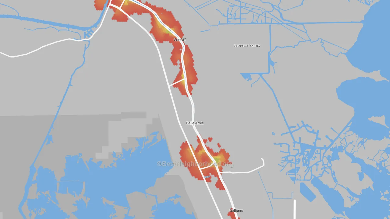 Walk Grade map of 70345, LA, walkable areas in green and car-dependent areas in red