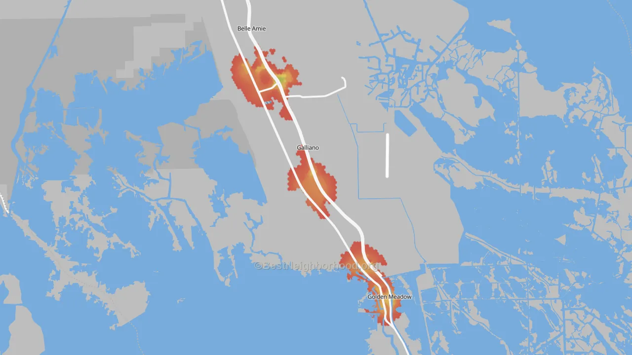 Walk Grade map of 70354, LA, walkable areas in green and car-dependent areas in red