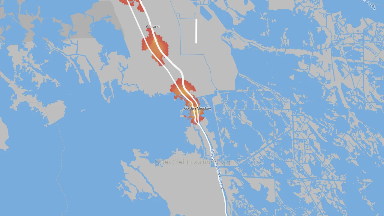 Walk Grade map of 70357, LA, walkable areas in green and car-dependent areas in red