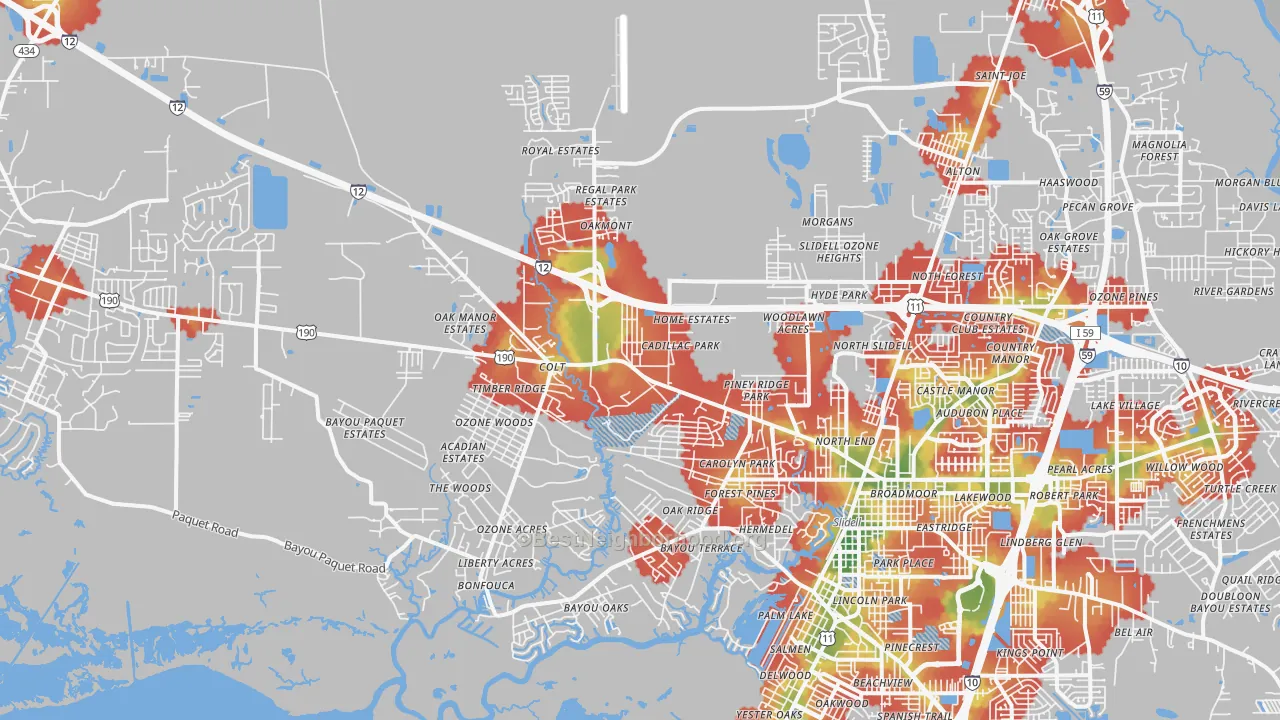 Walk Grade map of 70460, LA, walkable areas in green and car-dependent areas in red