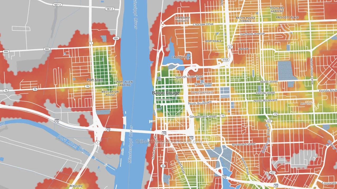 Walk Grade map of 70801, LA, walkable areas in green and car-dependent areas in red