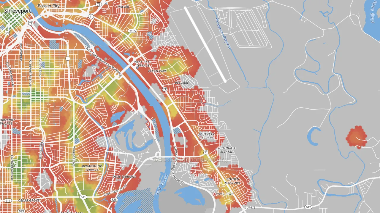 Walk Grade map of 71112, LA, walkable areas in green and car-dependent areas in red