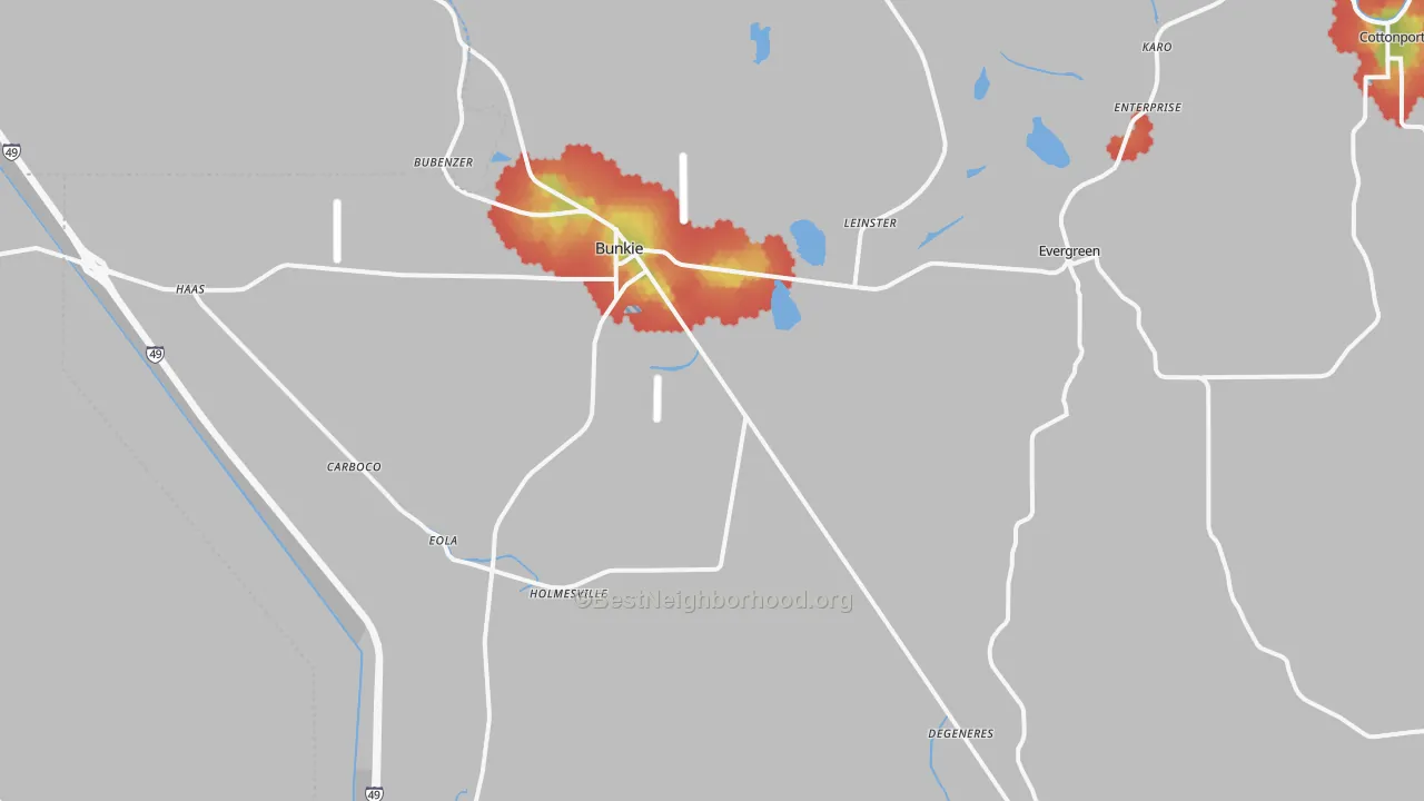 Walk Grade map of 71322, LA, walkable areas in green and car-dependent areas in red