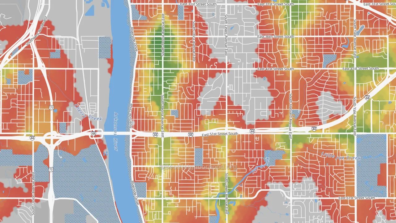 Walk Grade map of 74105, OK, walkable areas in green and car-dependent areas in red