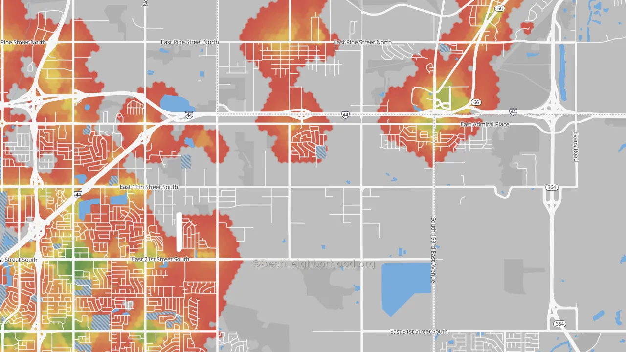 Walk Grade map of 74108, OK, walkable areas in green and car-dependent areas in red