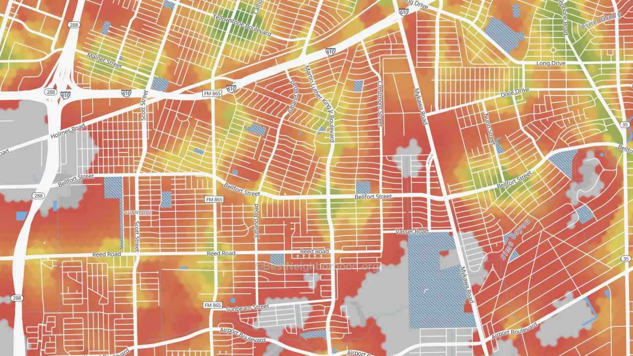 Walk Grade map of 77033, TX, walkable areas in green and car-dependent areas in red