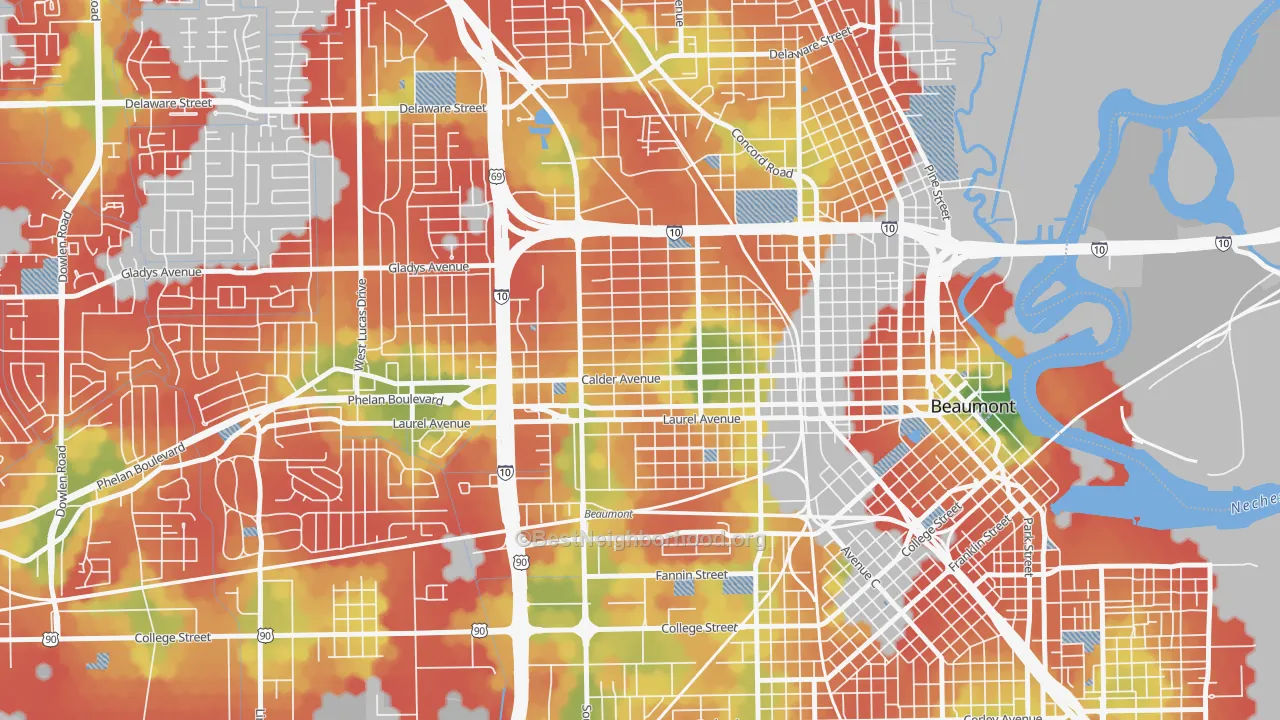 Walk Grade map of 77702, TX, walkable areas in green and car-dependent areas in red