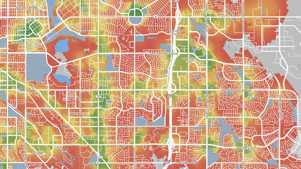 Walk Grade map of 80012, CO, walkable areas in green and car-dependent areas in red