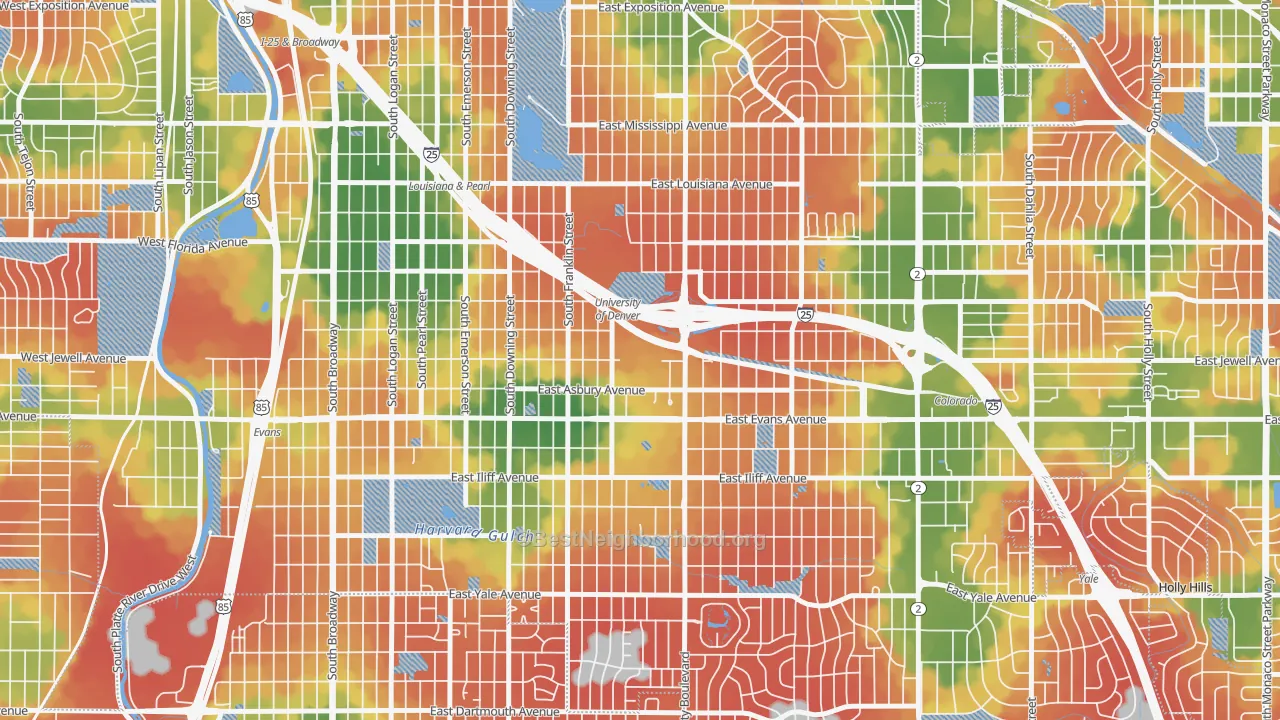 Walk Grade map of 80208, CO, walkable areas in green and car-dependent areas in red