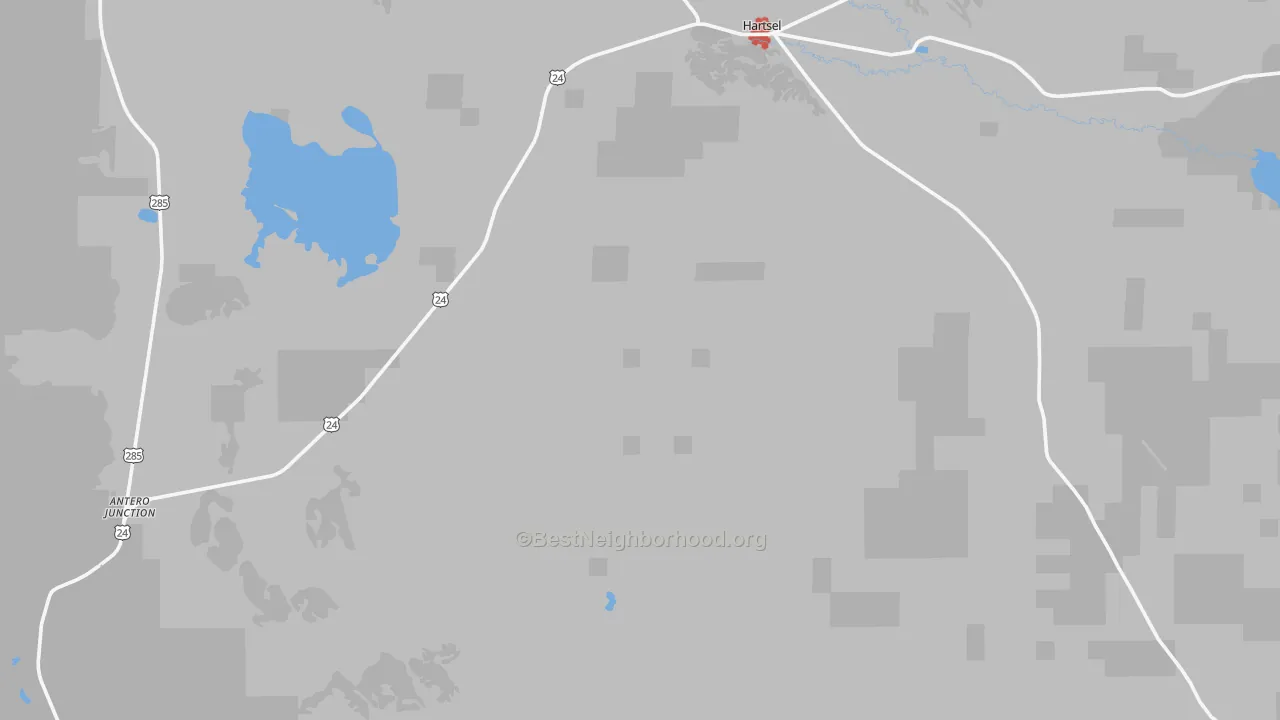 Walk Grade map of 80449, CO, walkable areas in green and car-dependent areas in red
