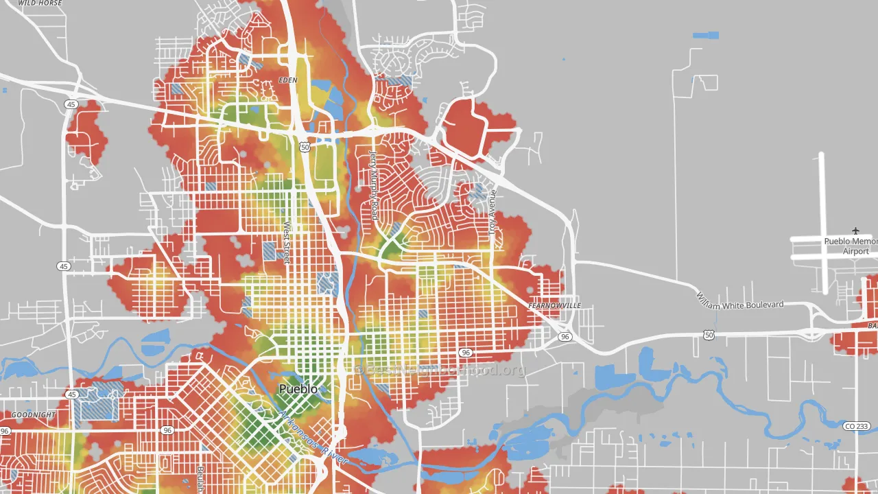 Walk Grade map of 81001, CO, walkable areas in green and car-dependent areas in red
