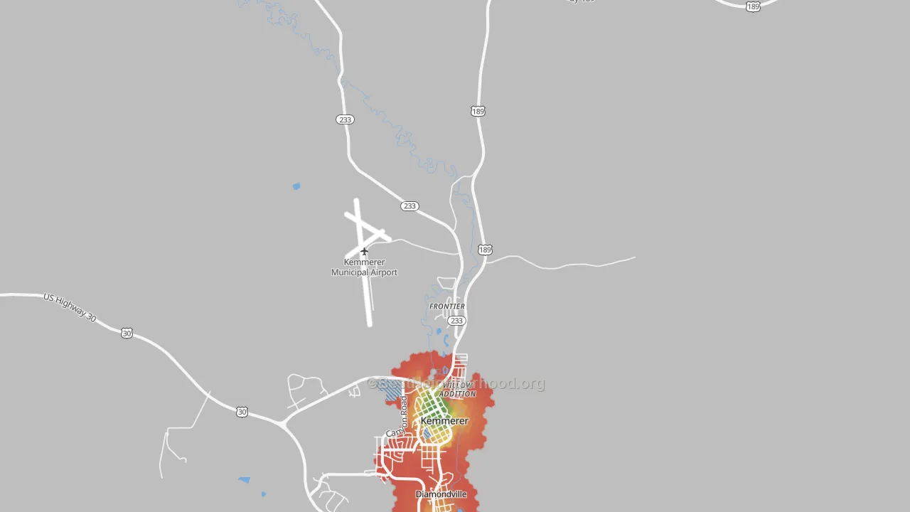Walk Grade map of 83121, WY, walkable areas in green and car-dependent areas in red