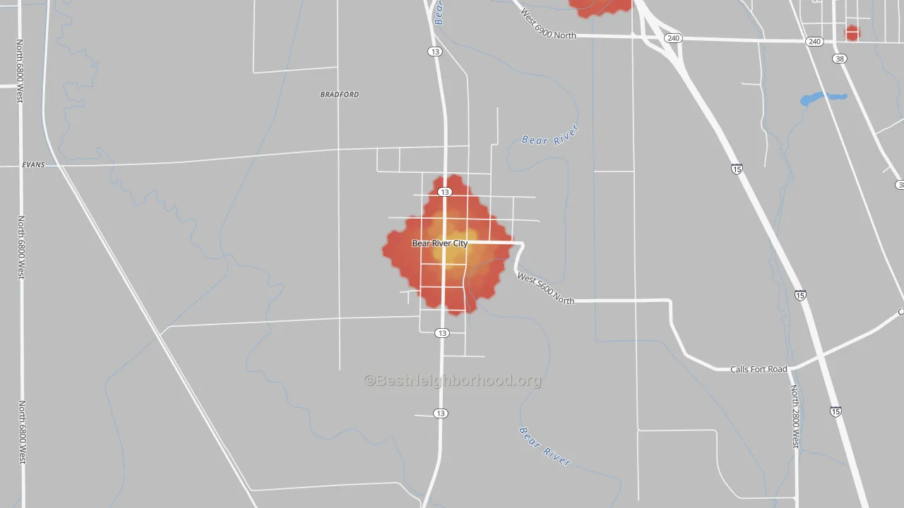 Walk Grade map of 84301, UT, walkable areas in green and car-dependent areas in red