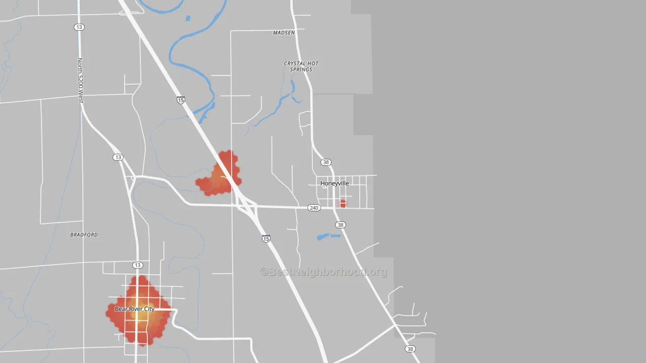 Walk Grade map of 84314, UT, walkable areas in green and car-dependent areas in red