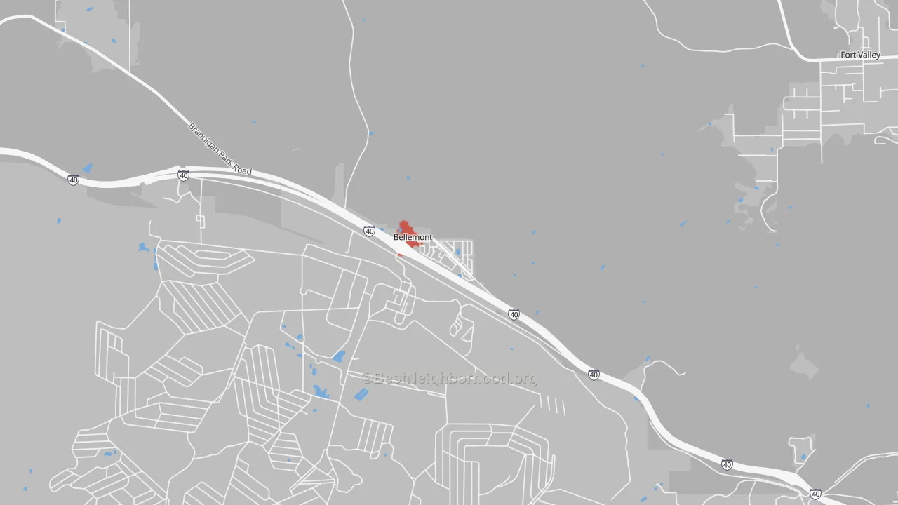Walk Grade map of 86015, AZ, walkable areas in green and car-dependent areas in red