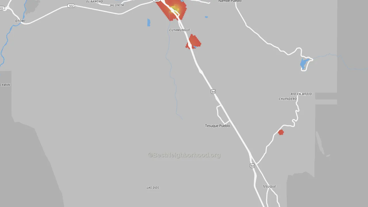 Walk Grade map of 87506, NM, walkable areas in green and car-dependent areas in red