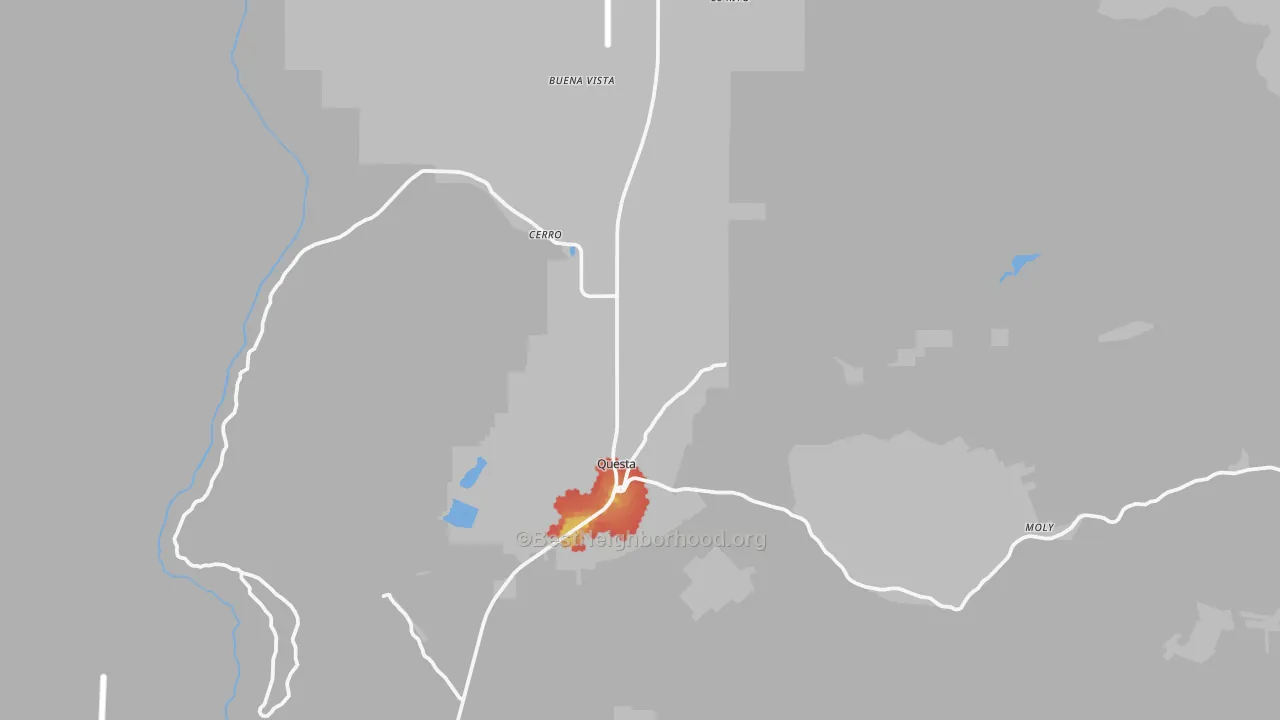 Walk Grade map of 87556, NM, walkable areas in green and car-dependent areas in red