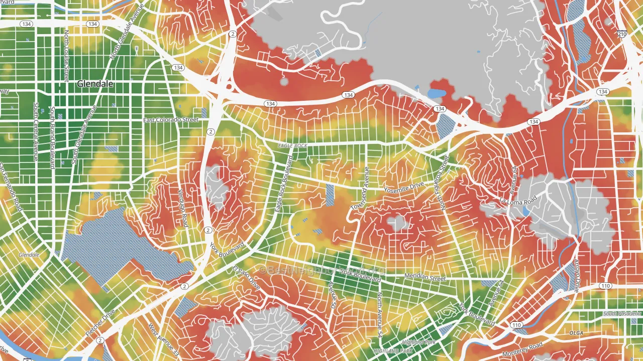 Walk Grade map of 90041, CA, walkable areas in green and car-dependent areas in red