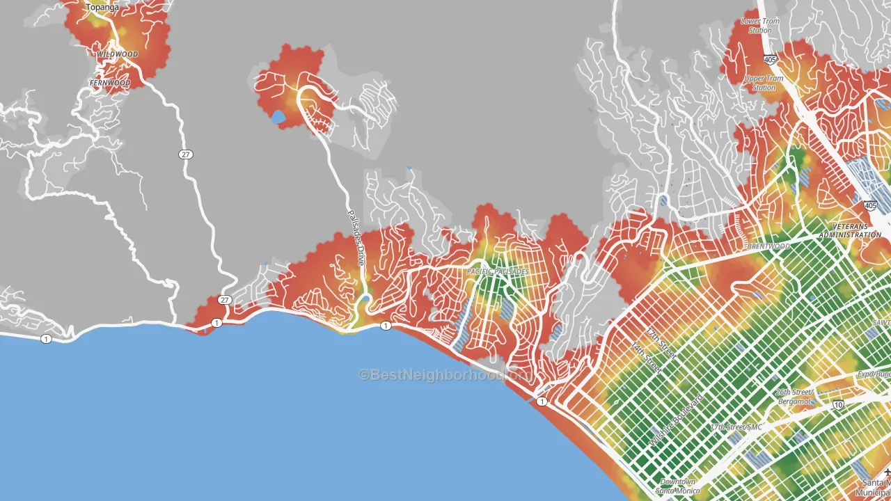 Walk Grade map of 90272, CA, walkable areas in green and car-dependent areas in red