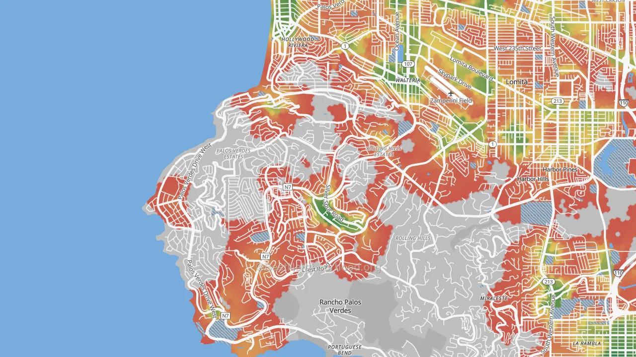 Walk Grade map of 90274, CA, walkable areas in green and car-dependent areas in red