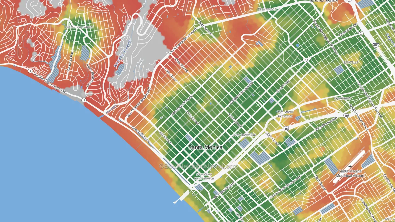 Walk Grade map of 90403, CA, walkable areas in green and car-dependent areas in red