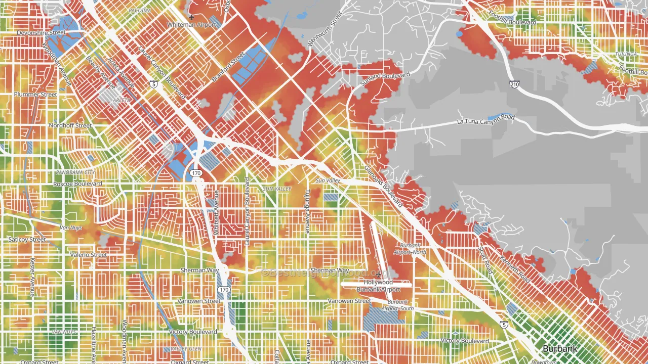 Walk Grade map of 91352, CA, walkable areas in green and car-dependent areas in red